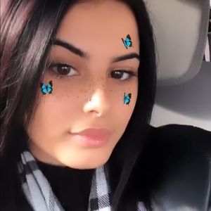 Meet your Posher, Thiana